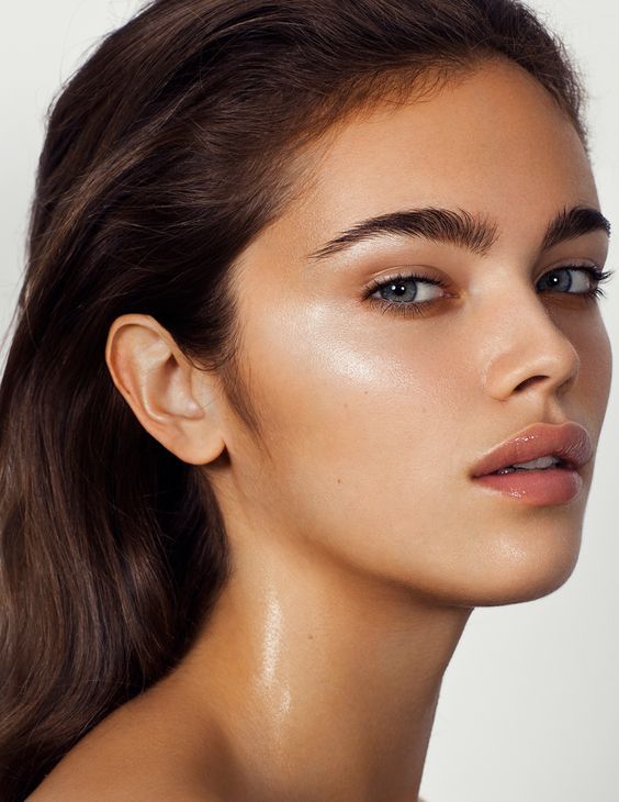 Skin Cycling: A Dermatologist Approved Skincare Trend