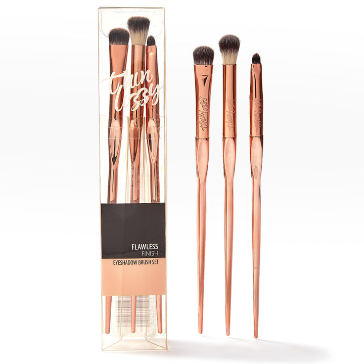 Flawless Finish Eyeshadow Brush